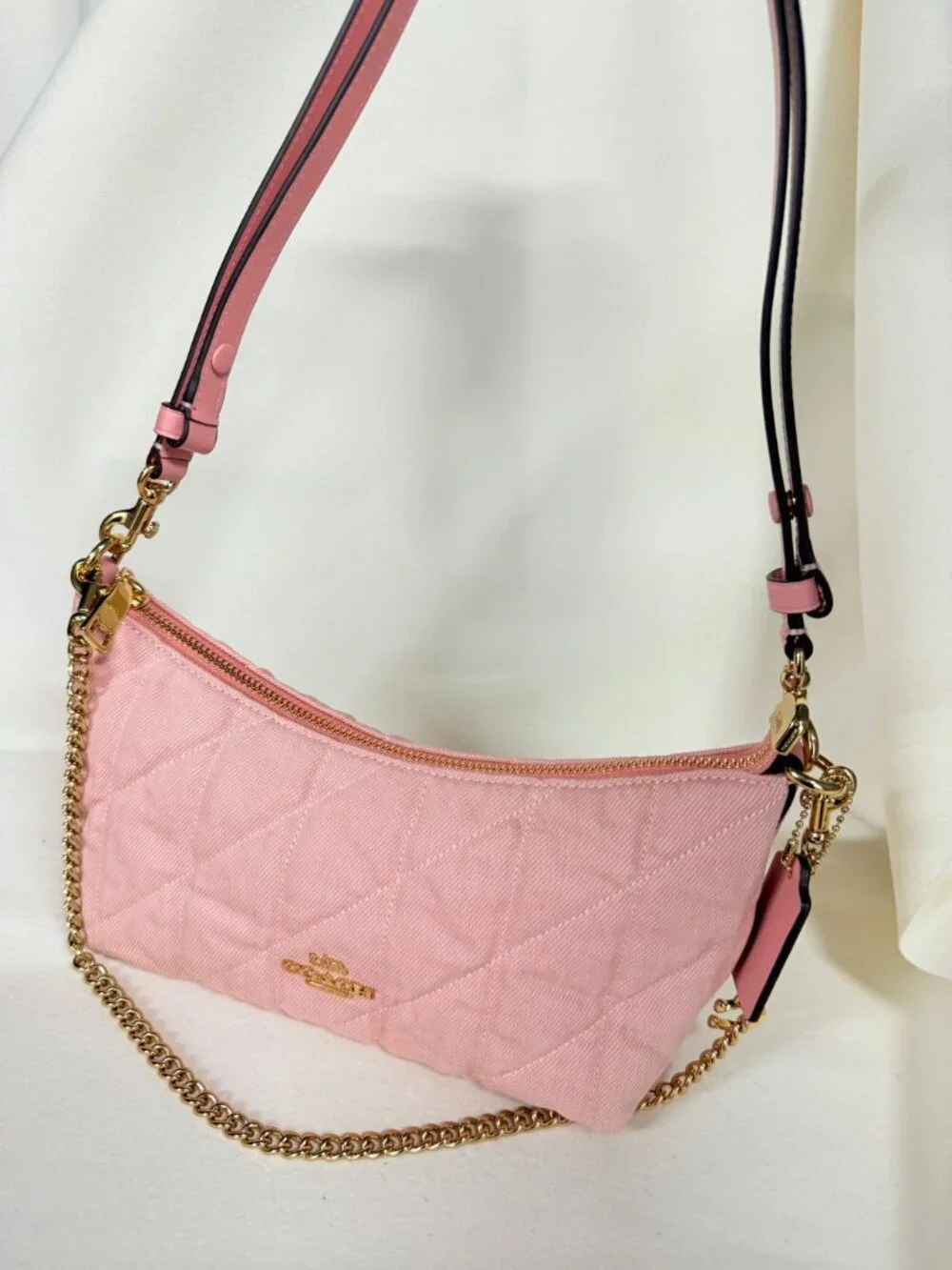 coach Caitlin Shoulder Bag In Regenerative Cotton With Quilting And Charm ceq62